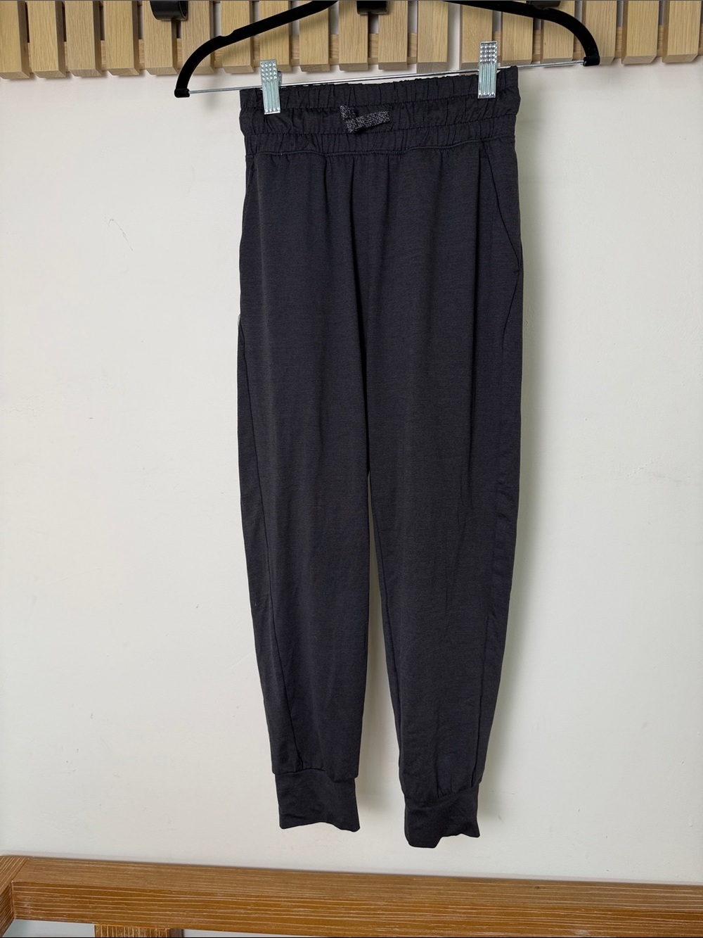 Boys all In Motion joggers size medium 8